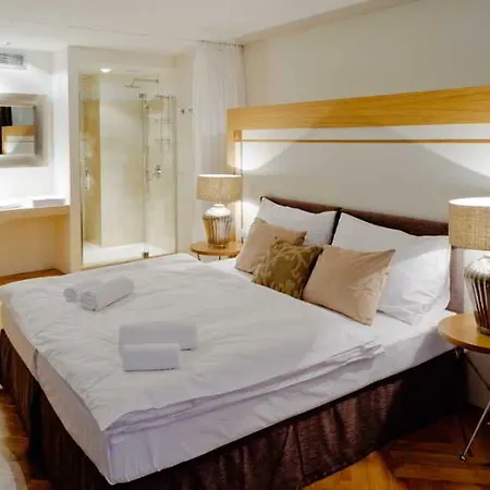 Jungmann 4* Prag