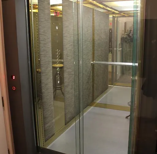 ユングマン プラハ