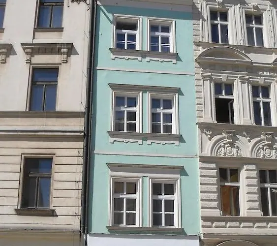 Jungmann 4* Prague